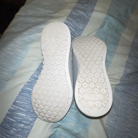 Arctic’s gray Nobull trainers - Picture 3 of 3